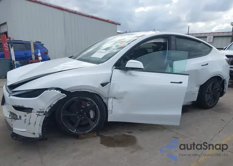 2026 Tesla Model Y Premium Rear-Wheel Drive из США, поврежденный, VIN 7SAYGDED0TA418954